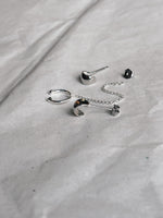 FW25 - Set Huggie Hoops + Chain EarCuff (Zilver of Verguld) (Pre-Order)