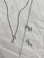 CAPSULE LETTER COLLECTION - Fijne ketting & Letter (Zilver of Verguld)