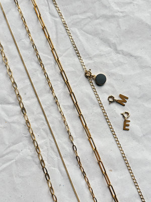 CAPSULE LETTER COLLECTION - Andere Schakelkettingen / Combi met losse lettertjes (Zilver of Verguld)