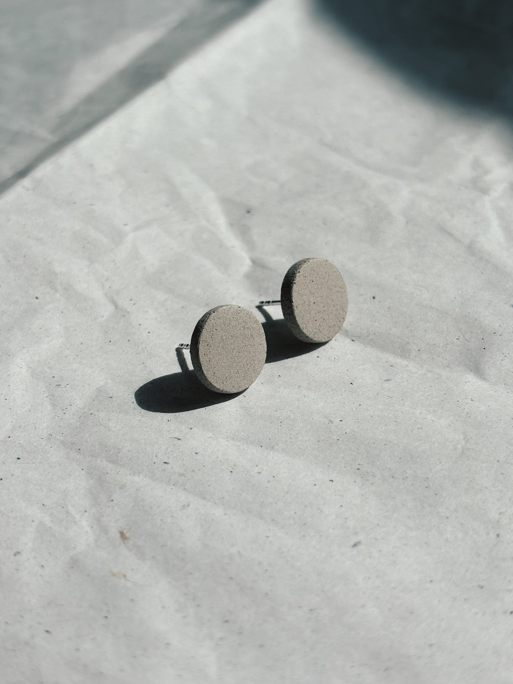 SS24 - Oorstekers SAND - Ø 8mm / 12mm
