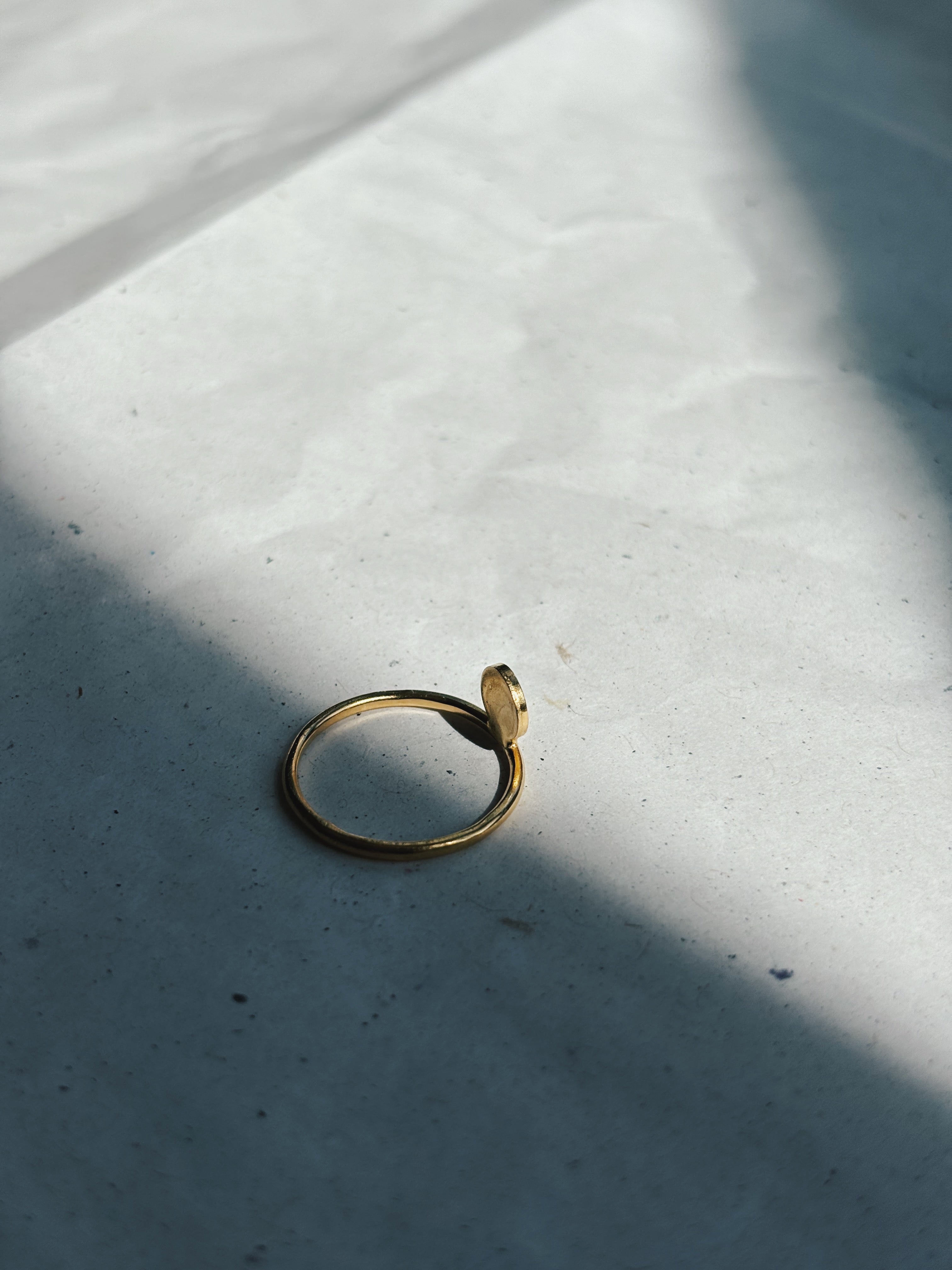SS24 - DOT ring (Zilver of Verguld)