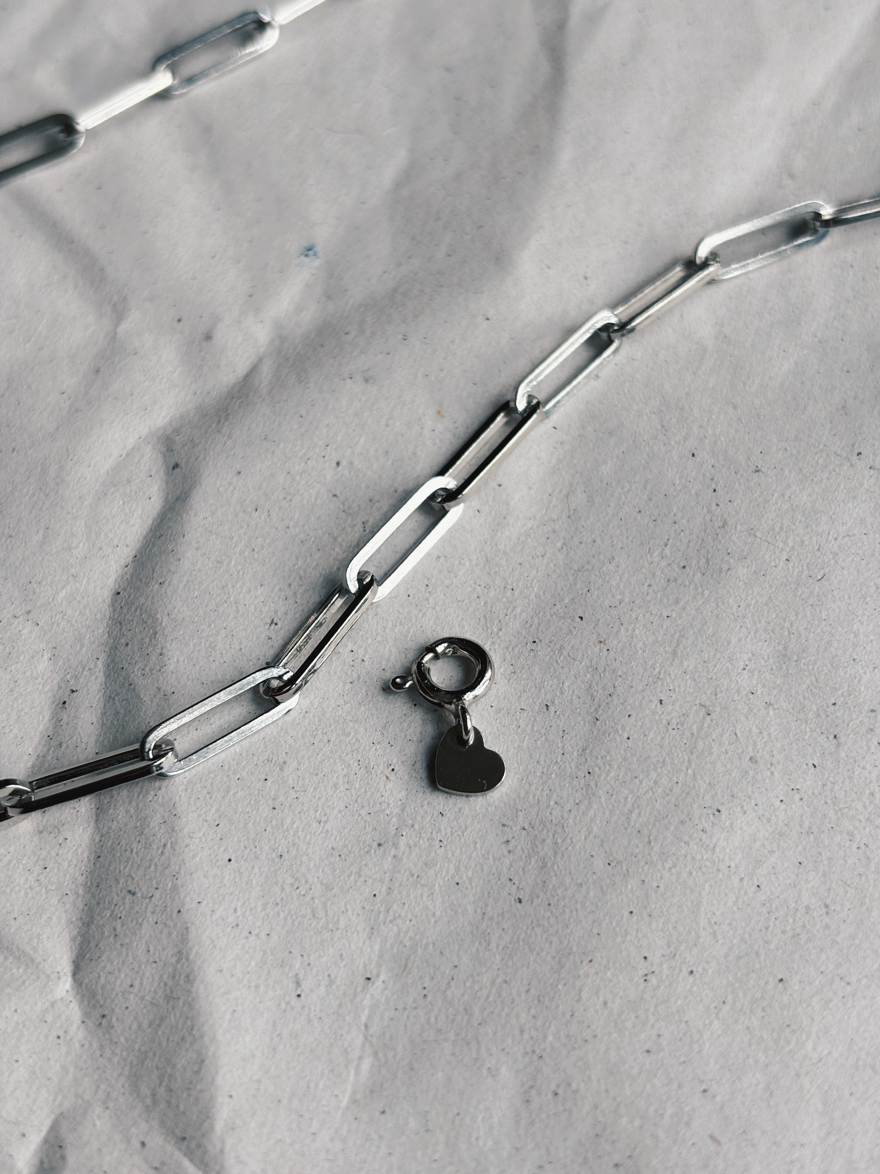 SS24 - Chunky Paperclip armband - Zilver (optie hangertje)