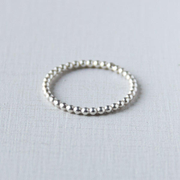 MINIMALsilver RING – ronde bolletjesring (Zilver of Verguld)
