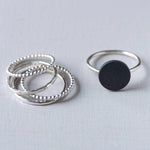 MINIMALsilver RING - platte bolletjesring (Zilver of Verguld)